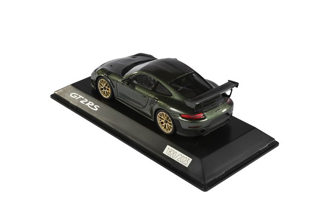Porsche 911 991 GT2RS, 2017, oak green metallic, Spark, skala 1:43