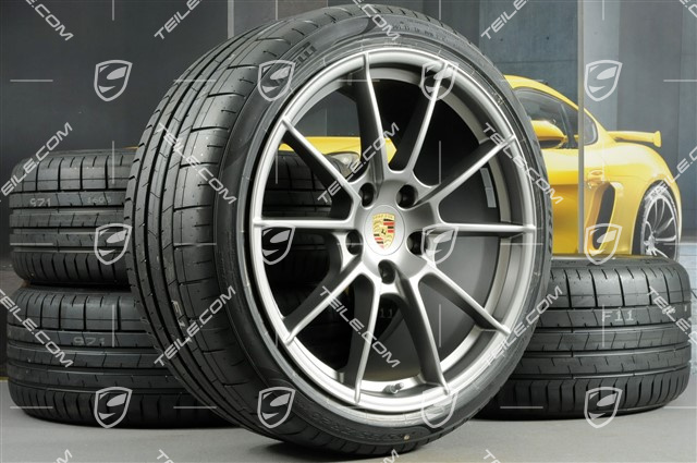 20" Boxster Spyder Sommerräder Satz, Felgen 8,5J x 20 ET57 + 10,5J x 20 ET47, Pirelli Sommerreifen 235/35 ZR20 + 265/35 ZR20