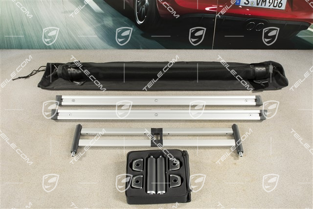 Luggage compartment partitioning