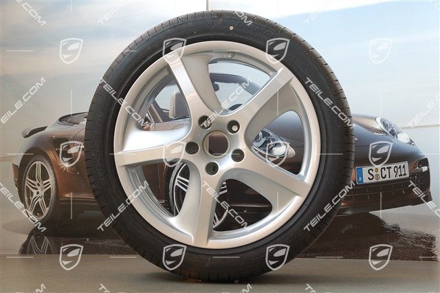 20-inch wheel set, with summer Cayenne SportTechno tyres, front 9-inch+ rear 9-inch, without TPMS