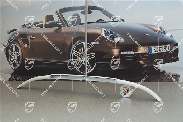 Mocowanie dodatkowego światła STOP (maski silnika)