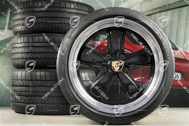 19" Komplet kół letnich "911 Sport Classic", felgi 8,5J x 19 ET55 + 11,5J x 19 ET50, opony letnie Michelin 235/35 ZR19 + 305/30 ZR19, z czujnikami ciśnienia