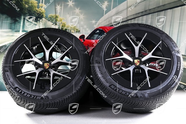 21" Cayenne RS Spyder Design Winterräder Satz, Felgen 9,5J x 21 ET16 + 11J x 21 ET37 + Michelin Pilot Alpin 5 Winterreifen 275/45 R21 + 315/40 R21, schwarz hochglanz