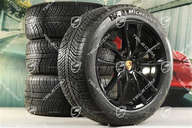 19-inch winter wheels set "Panamera S", rims 9J x 19 ET64 + 10,5 J x 19 ET62 + Michelin Pilot Alpin 4 winter tyres 265/45 R19 + 295/40 R19, black high gloss