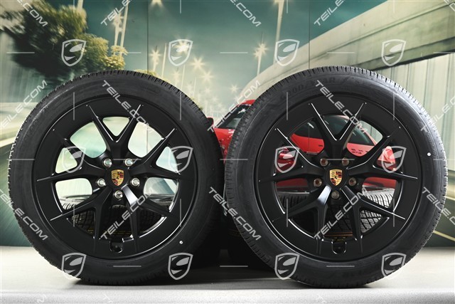 21" Cayenne RS Spyder Design Winterräder Satz, Felgen 9,5J x 21 ET16 + 11J x 21 ET37 + Goodyear UltraGrip Performance 3 SUV Winterreifen 275/45 R21 + 315/40 R21, schwarz seidenmatt