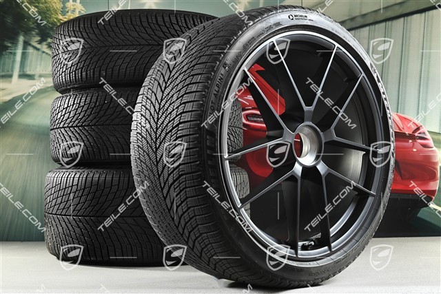 20"+21" Carrera GTS Winterrädersatz mit Zentralverschluss, Felgen 8,5J x 20 ET50 + 11J x 21 ET82 + Michelin Winterreifen 245/35 R20 + 305/30 R21, mit RDK-Sensoren, Antrazitgrau, Laufleistung nur 100 Km