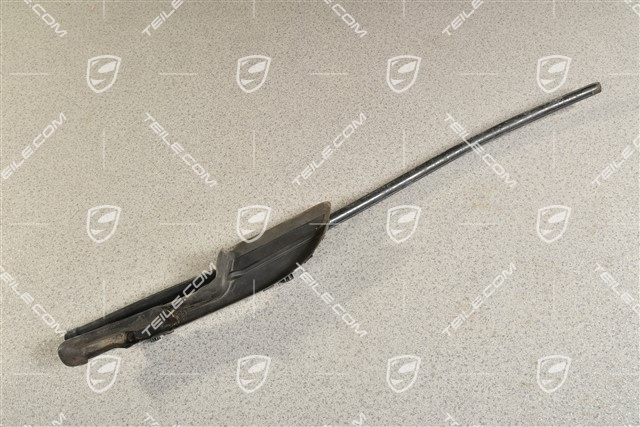 Rynienka ujścia wody, Targa, R