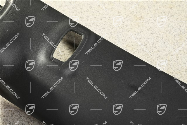 Tapicerka, rama przedniej szyby, lewa (uszkodzona skóra)