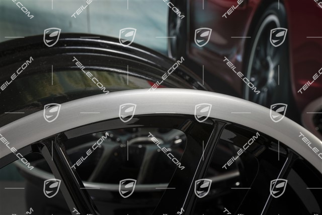 20" Felgensatz RS Spyder, 9,5J x 20 ET65 + 10,5J x 20 ET65, für Winterreifen geeignet, schwarz hochglanz + silber