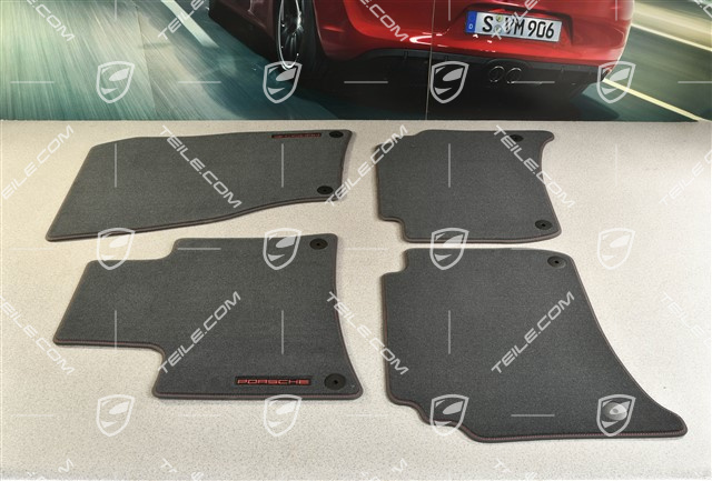 Zestaw dywaników / mat podłogowych, welur, 4-częściowy, GTS, czarny z czerwoną nicią