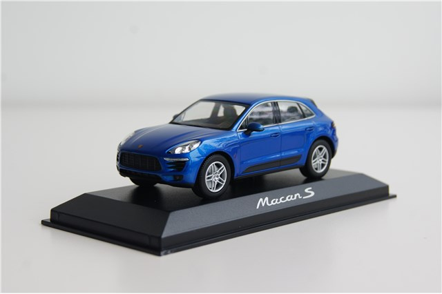Model Porsche Macan S, 1:43