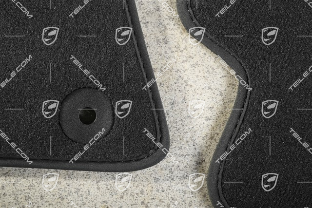 Car mats, set of 4, black (without "PORSCHE" lettering)
