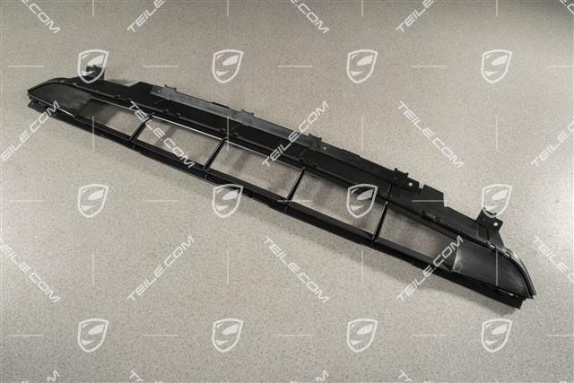 Grille, Lower, Centre