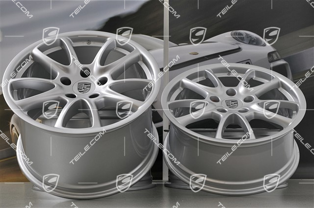 19-inch GT3 wheel set, 8,5J x 19 ET53 + 12J x 19 ET68
