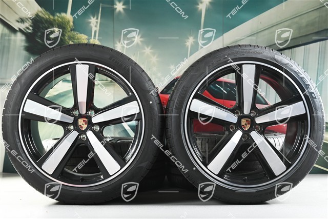 22" Koła letnie, komplet, Cayenne Exclusive Design Sport, felgi 10J x 22 ET48 +11,5J x 22 ET61 + opony letnie Pirelli 285/40 R22 + 315/35 R22, czarny wysoki połysk, z nowego samochodu - około 30km, DOT/rok prod. 2025