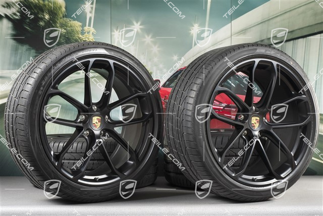 22-inch Cayenne Coupé GT summer wheel set, rims 10J x 22 ET48 + 11,5J x 22 ET52 + Pirelli P Zero summer tyres 285/35 R22 + 315/30 R22, with TPMS, black satin matt