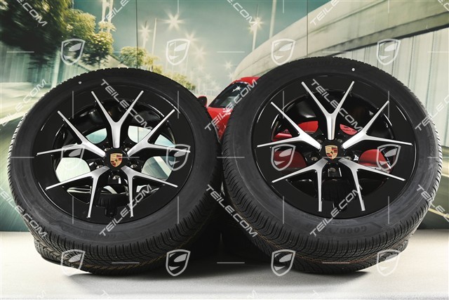 21" Cayenne RS Spyder Design Winterräder Satz, Felgen 9,5J x 21 ET16 + 11J x 21 ET37 + Goodyear UltraGrip Performance 3 SUV Winterreifen 275/45 R21 + 315/40 R21, schwarz hochglanz