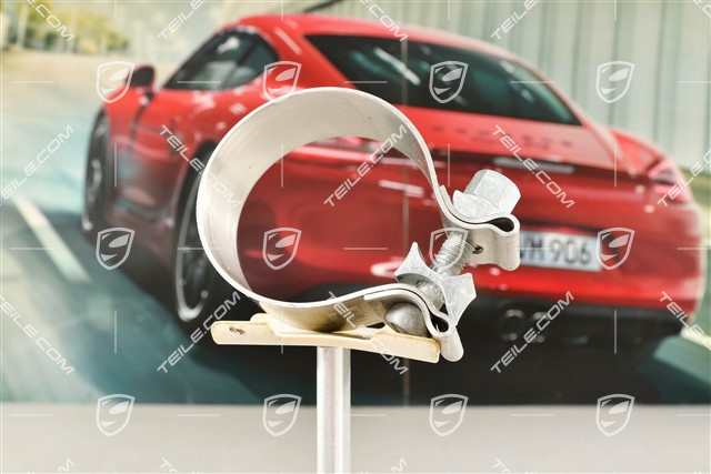 Obejma zaciskowa końcówki układu wydechowego