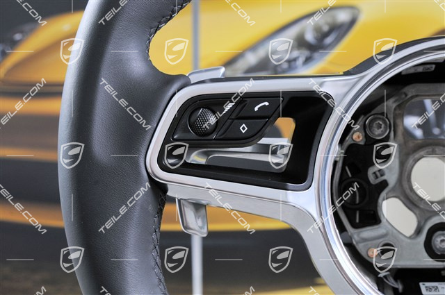 Lenkrad, leicht defekt (Bild Nr. 3)