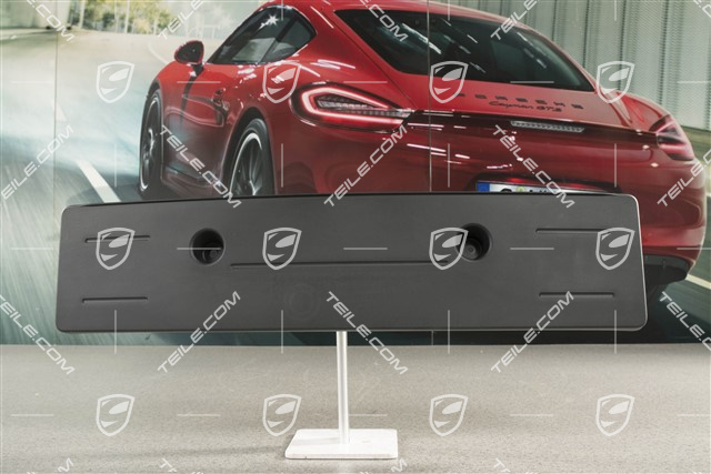 Podstawa tablicy rejestracyjnej, GTS / Sport Design Package