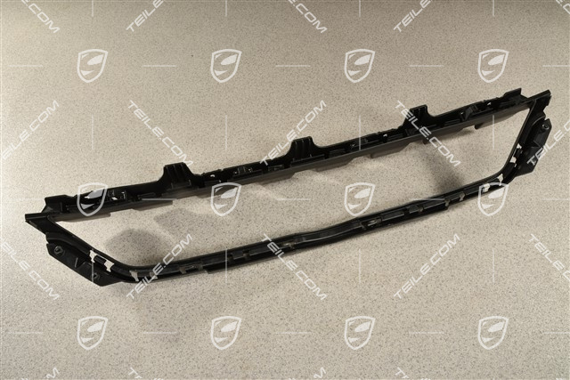 Ramka mocująca środkowa, GTS / pakiet Sport Design, czarny mat