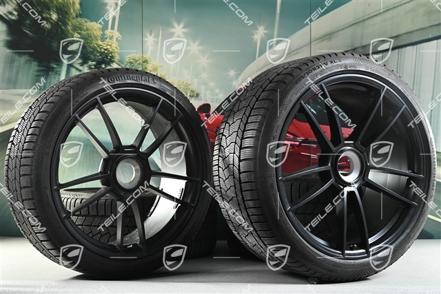 20"+21" GTS "Turbo S" Winterräder Satz, Zentralverschluss Felgen 8,5J x 20 ET50 + 11J x 21 ET66 + Continental Winterreifen 245/35 R20 + 295/30 R21, schwarz seidenmatt