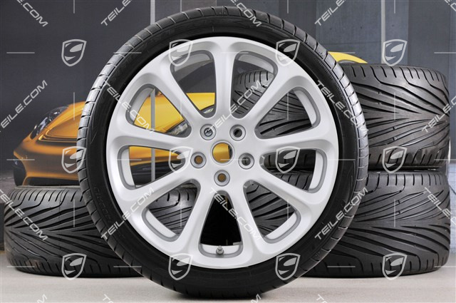 19'' Sommerräder Satz Quatrroporte 8,5J x 19 ET 52 + 10,5J x 19 ET 50,5 Goodyear Eagle F1 245*40*19 + 285*35*19 mit RDK DOT4306