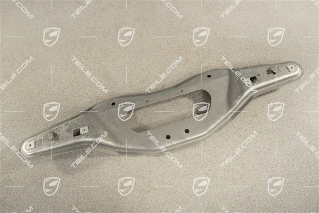 GT4, Underbody trim bracket
