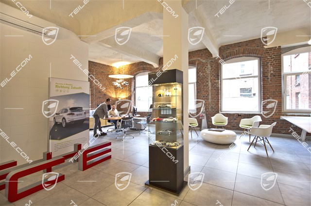 Haben Sie keine entsprechenden Porscheteile gefunden? In unseren Lagerräumen in Deutschland befinden sich Tausende... ERFAHREN SIE MEHR >>>