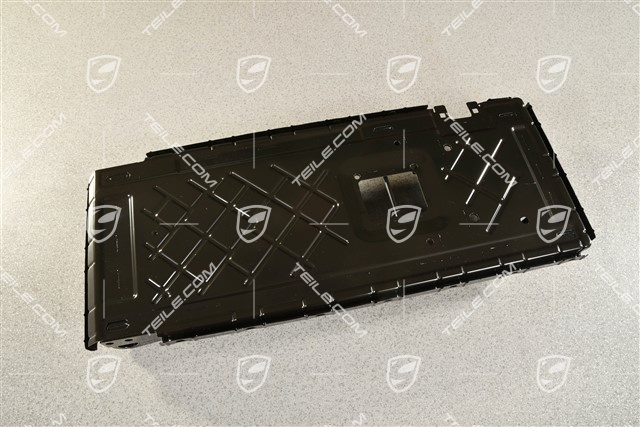 Back seat backrest frame centre