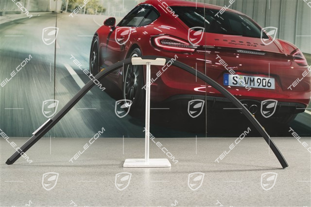 Seal (rear side panel to bumper end), L