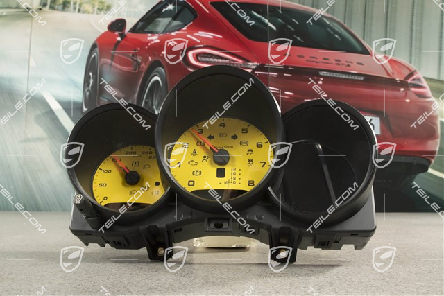 PDK, Prędkościomierz / licznik / zegary, Żólte tarcze zegarów