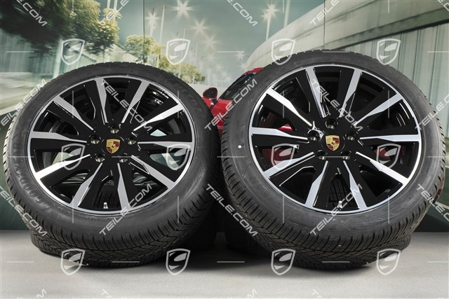 20-inch Taycan Tequipment Design winter wheel set, rims 9J x 20 ET54 + 11J x 20 ET60, Goodyear winter tyres 245/45 R20 + 285/40 R20, black high gloss