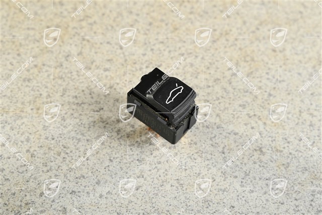 Przycisk zamka tylnej klapy, czarny mat