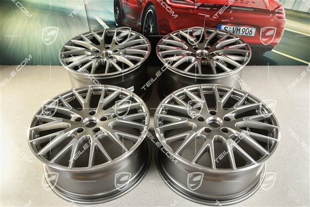 21" Felgensatz Panamera Exclusive Design, 9,5J x 21 ET71 + 11,5J x 21 ET69, Platinsilber-Metallic