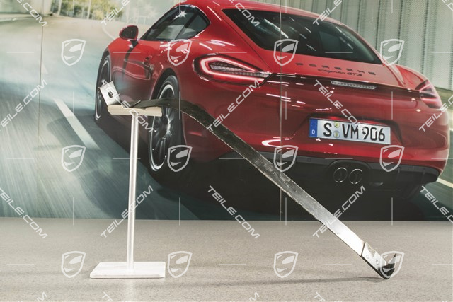 C2 / C2S, Fuel tank tensioning / restraining strap, R