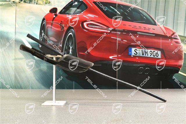 Rynienka ujścia wody, Targa, R