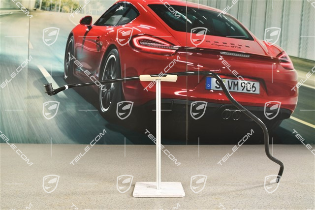 Brake fluid line, C2