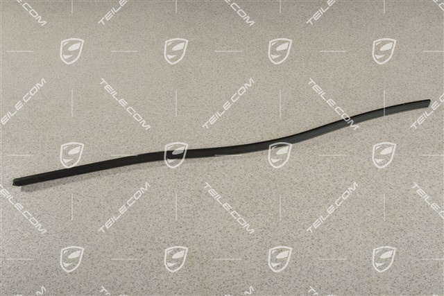 Seal (rear side panel to bumper end), R