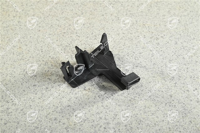 Oxygen sensor plug mounting part, Panamera Hybrid