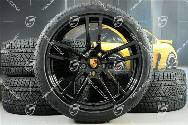 21" Cayenne Turbo Winterräder Satz, Felgen 9,5J x 21 ET46 + 11,0J x 21 ET58 + Pirelli Winterreifen 275/40 R21 + 305/35 R21, mit RDK-Sensoren, schwarz-hochglanz
