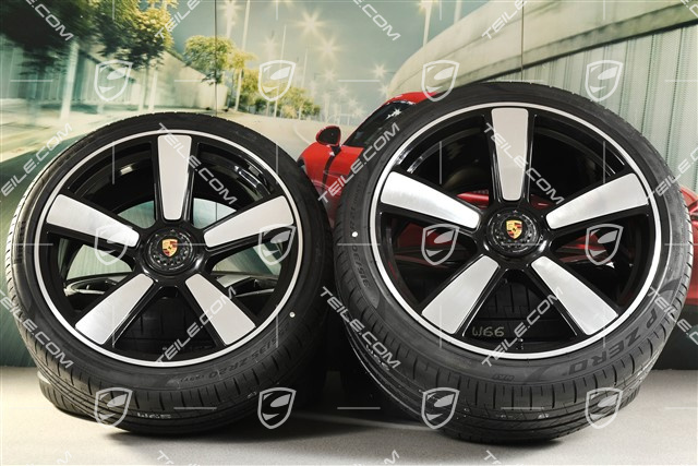 20"+21" Sport Classic Sommerräder Satz, Felgen 9,5J x 20 ET44 + 12J x 21 ET70 + NEUE Pirelli Sommerreifen 255/35 R20 + 315/30 R21, schwarz hochglanz