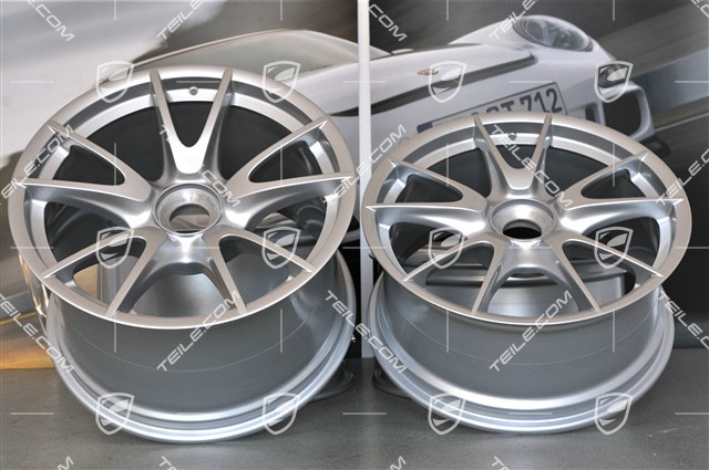 19" Komplet felg GT3 II RS 4.0 / GT2 RS, srebrne, przód  9J x 19 ET47+ tył 12J x 19 ET48
