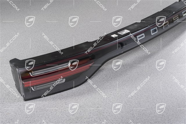 Lampa tylna / klapa tylna, środkowa