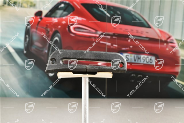 Osłona prowadnicy pasów bezpieczeństwa, Coupe, L