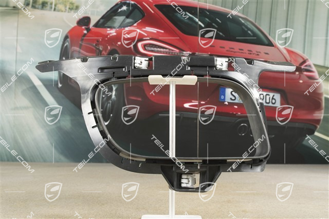 Cover exhaust pipe, R