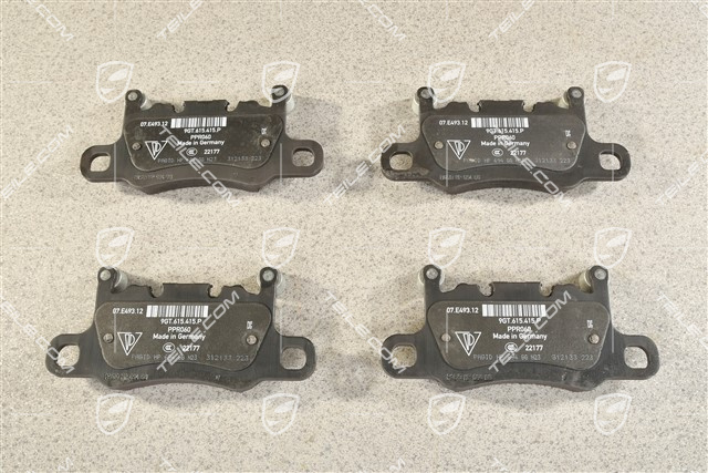 Brake pad set, rear axle, GT4, L+R