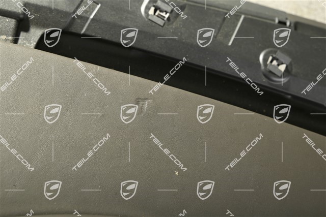 Dashboard, upper section, leather, Agate Grey, leather damaged