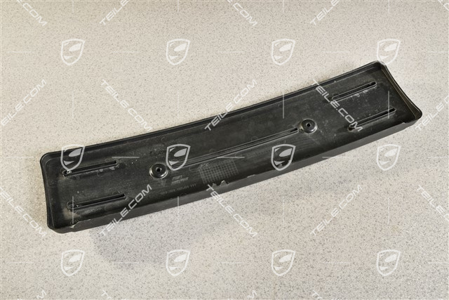 Podstawa tablicy rejestracyjnej, GTS / Sport Design Package