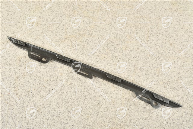 Disc / cover lower, trim for front bumper retaining frame, Platinum, L